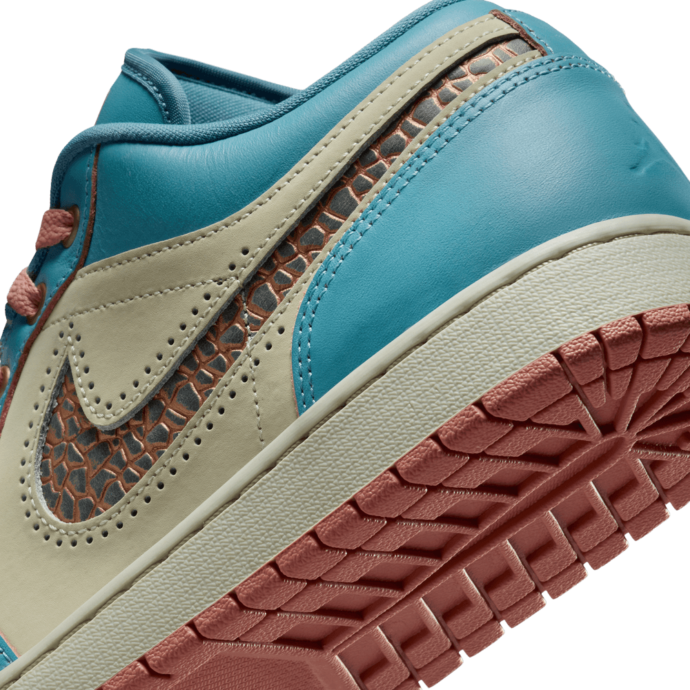 Air Jordan 1 Low SE